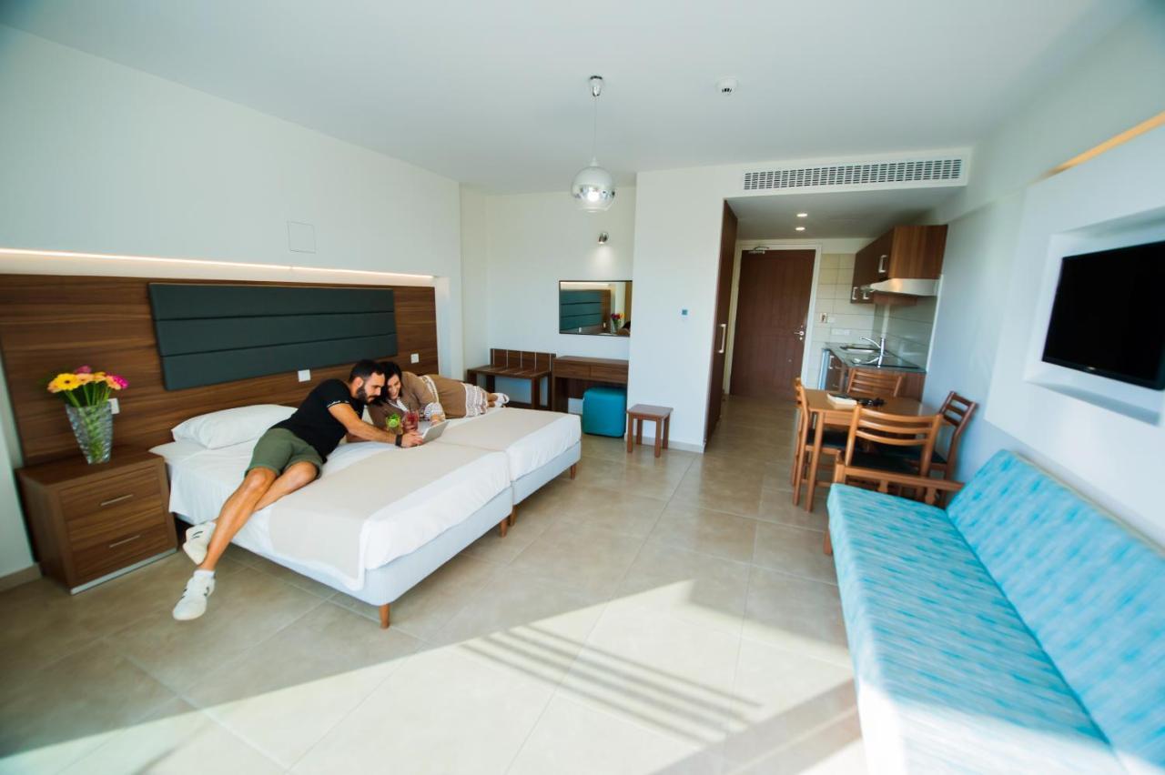 Pernera Livas Hotel Apartments المظهر الخارجي الصورة