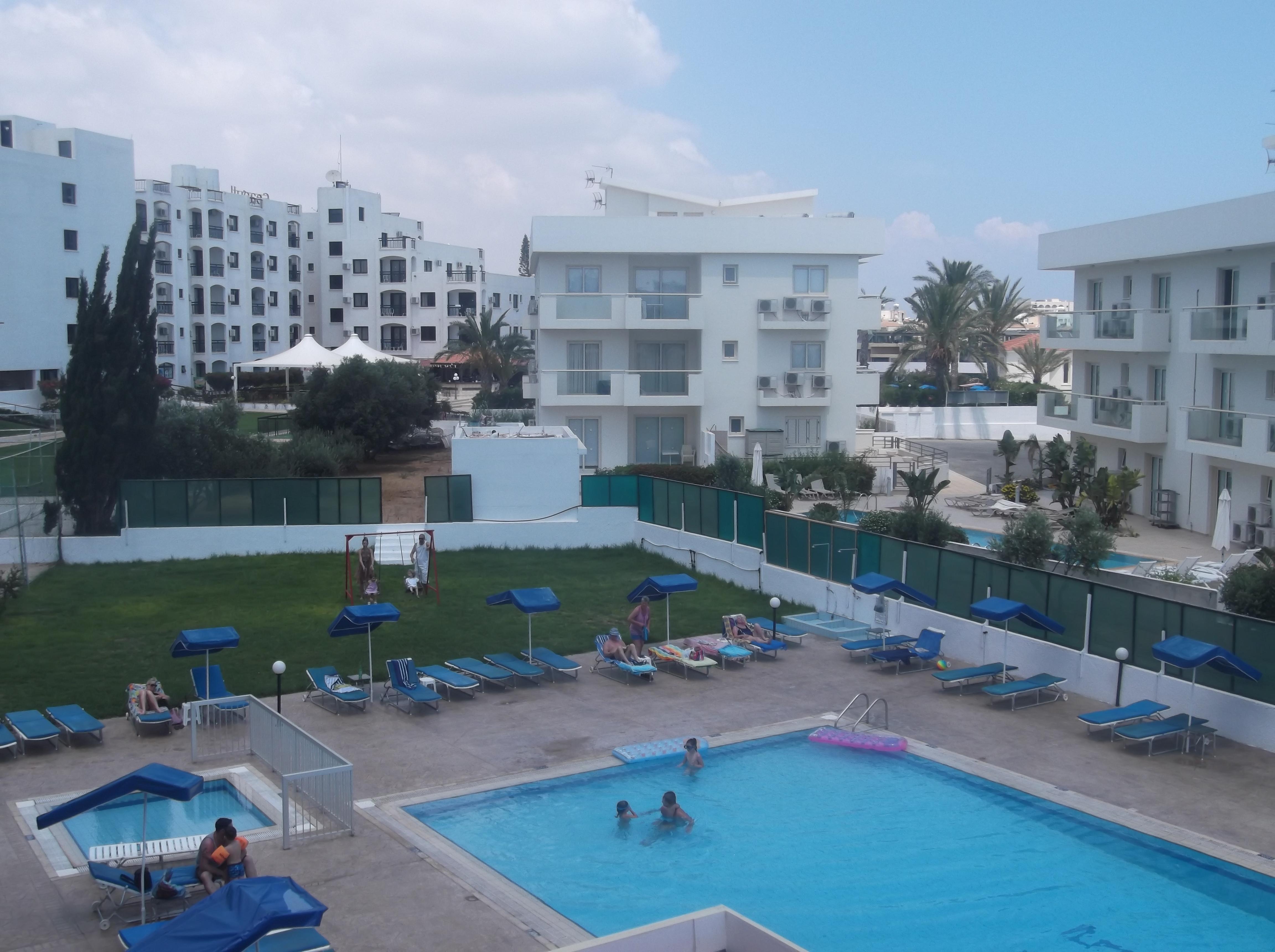 Pernera Livas Hotel Apartments المظهر الخارجي الصورة