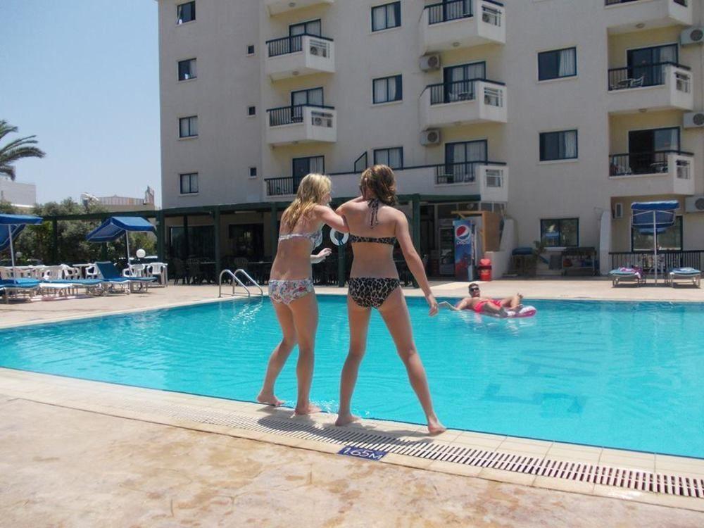Pernera Livas Hotel Apartments المظهر الخارجي الصورة